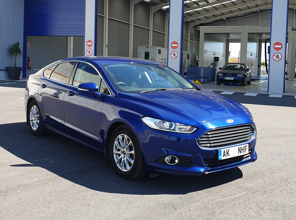 Ford Mondeo passes ITV import test in Murcia Ford Mondeo outside ITV test centre